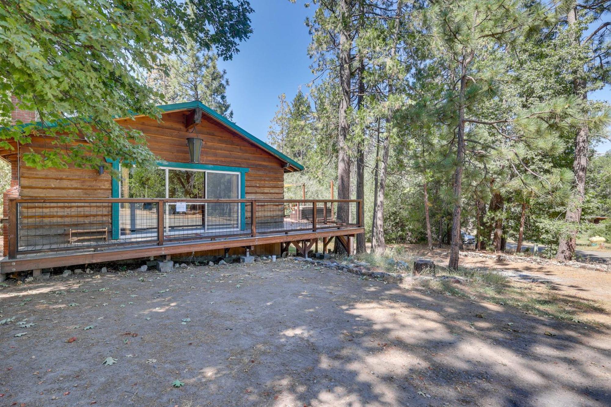 Peaceful Wooden Cabin, 2 Mi To Bass Lake! Oakhurst Kültér fotó